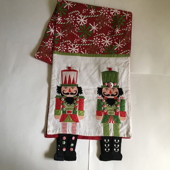 Pier 1 Dining Pier Imports Christmas Table Runner Poshmark